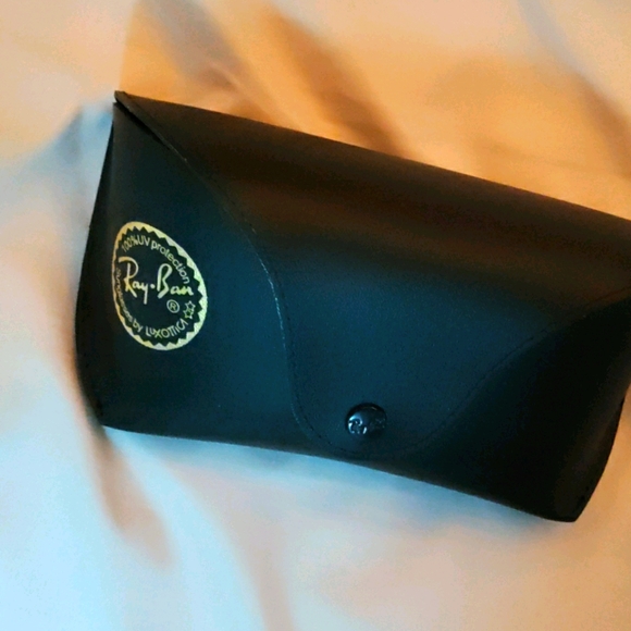 Sun glasses main image 4